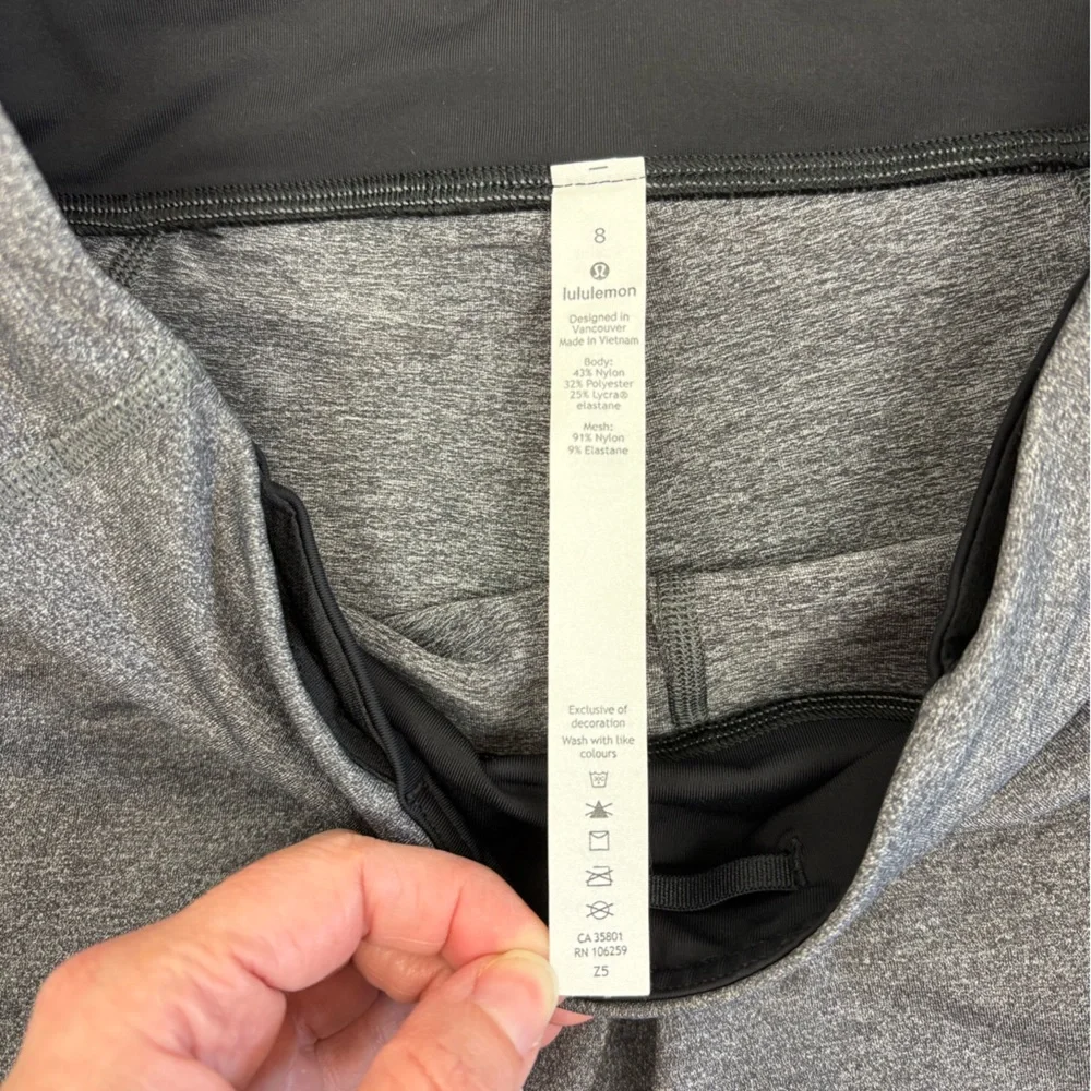 Lululemon Pace Rival Crop Leggings
Size 8 Heathered Grey in EUC athleisure - Picture 2 of 15